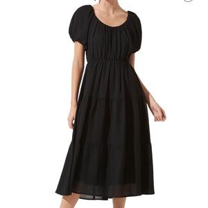 ASTR The Label - Black tiered Short Sleeve Dress - Size M